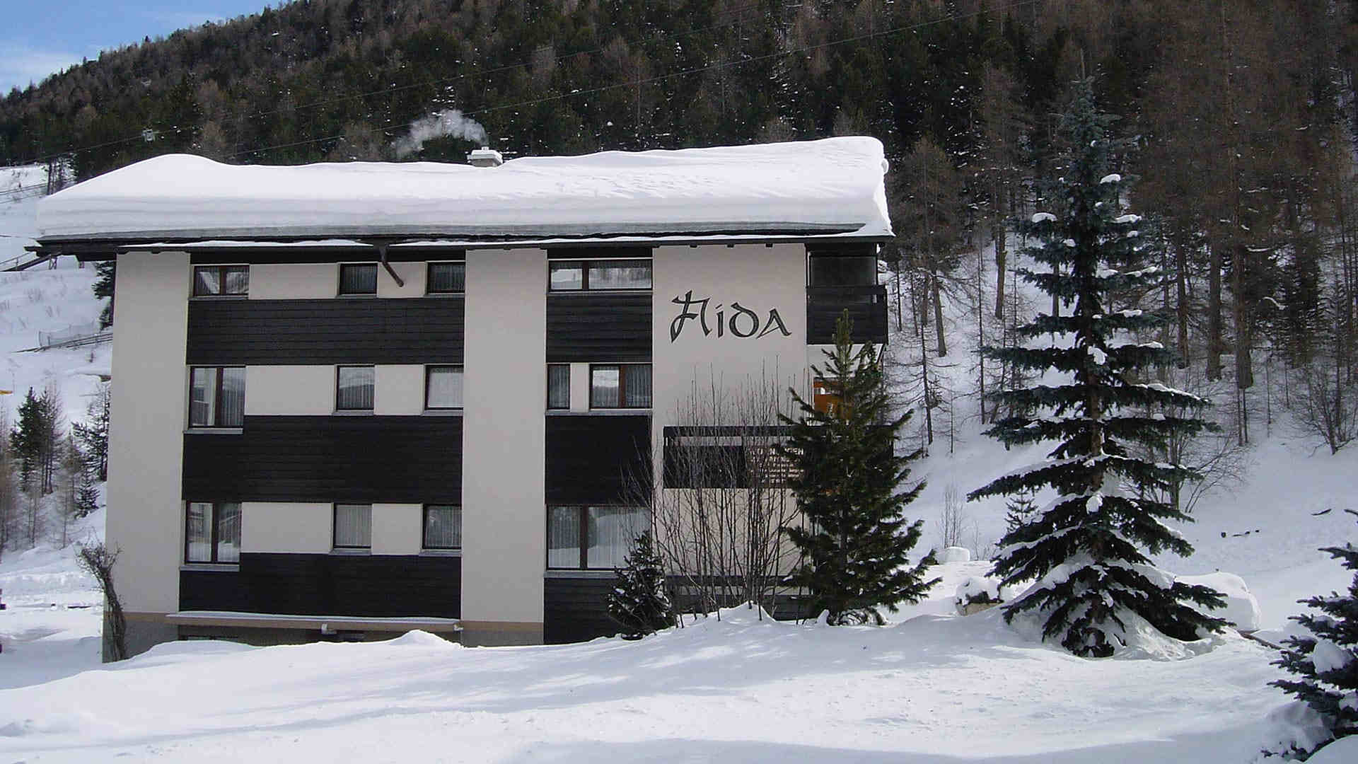 ferienwohnungen haus aida saas fee 1